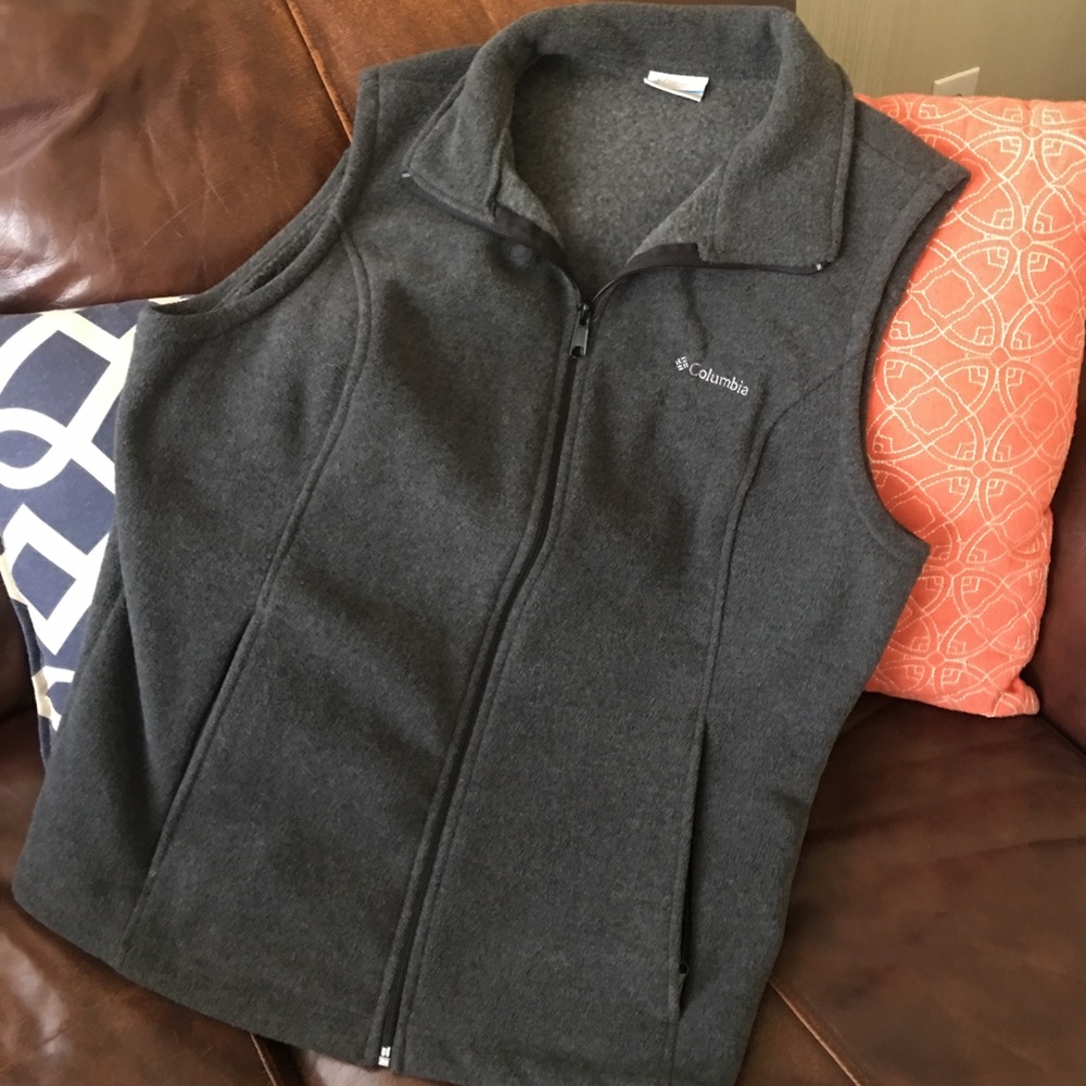 Columbia Large Gray Vest